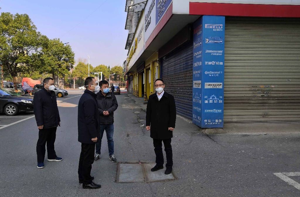 区领导分赴荷塘区各地督导疫情防控工作