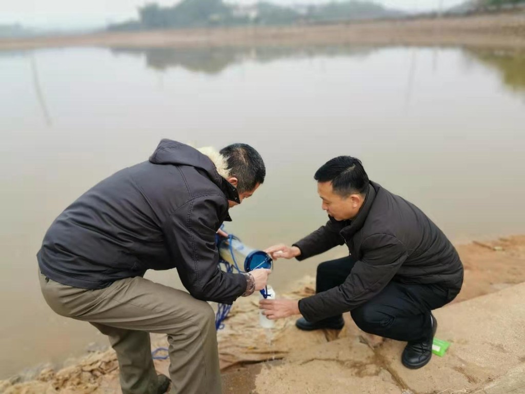 我市加强春节期间水产品质量安全检查检测