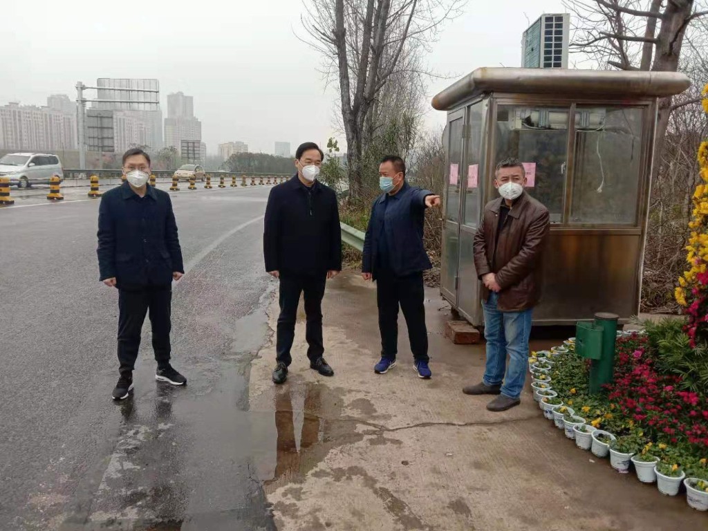 王利波督导新型冠状病毒感染的肺炎疫情防控工作