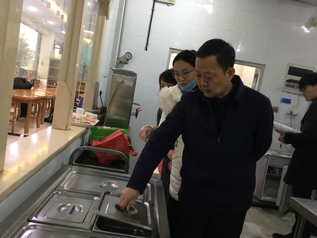 新春将至，区领导带队开展节前安全生产检查