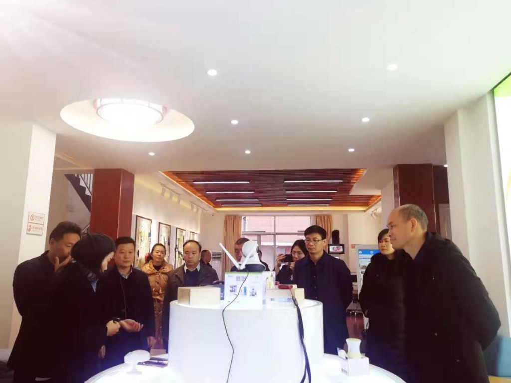 多交流,促发展 郴州市宜章县民政局来 我区参观学习居家和社区养老服务工作