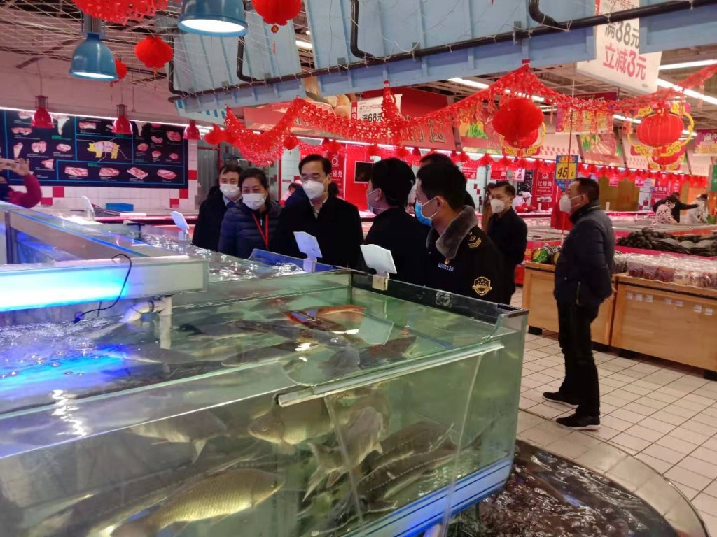 区领导分赴荷塘区各地督导疫情防控工作