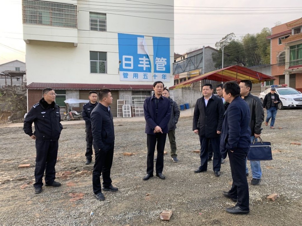 区委书记王建勇开展春节走访慰问及安全生产督查