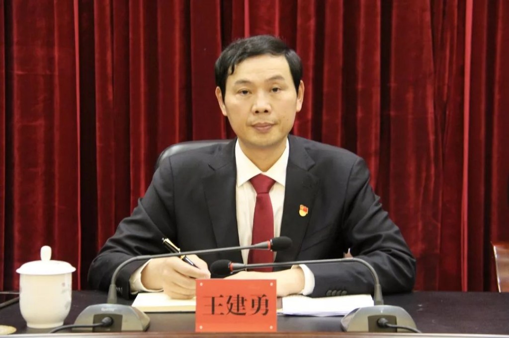 芦淞区召开“不忘初心、牢记使命”主题教育总结会议