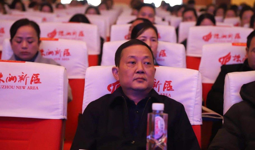 社区工作者与专家现场“过大招” ——我区启动社区工作者为民服务能力提升系列培训班