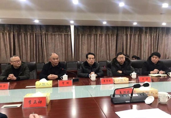 市委副书记王洪斌来攸慰问因公殉职扶贫干部吴爱秋的家属