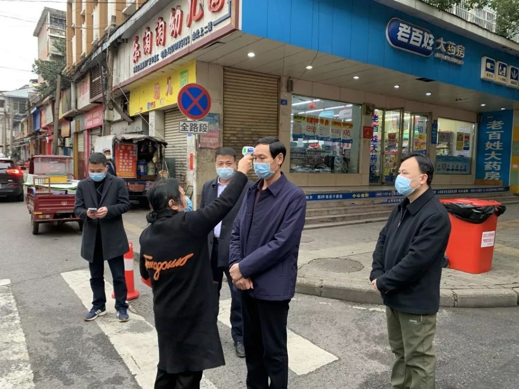 区委书记王建勇:落实落细各项疫情防控措施