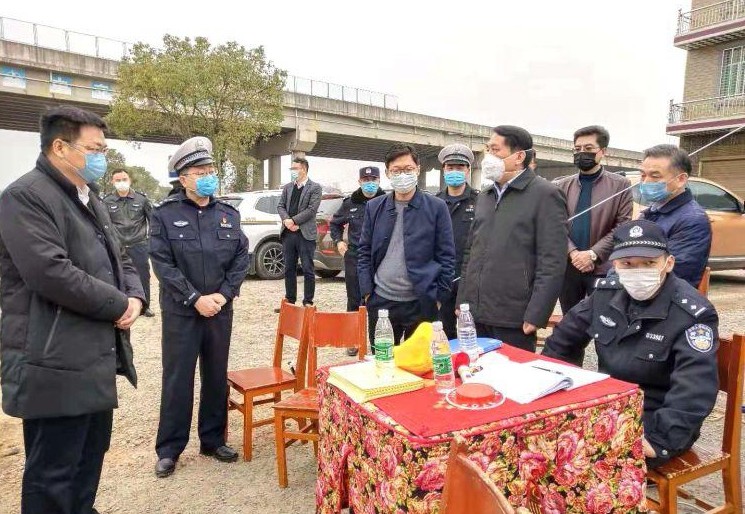 康月林督导疫情防控工作时强调:坚决打赢疫情防控阻击战 全力确保人民生命安全和身体健康