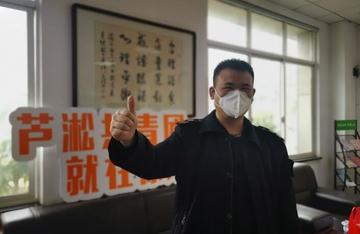 这样的服务很实在周到!芦淞共青团为一线医务人员搞定“头”等大事
