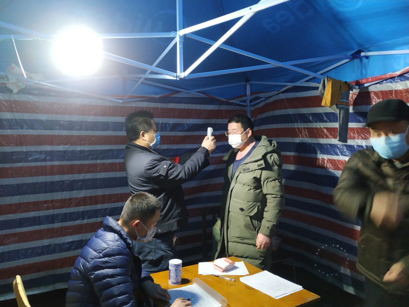 战"疫"路上最美的荷塘司法行政人