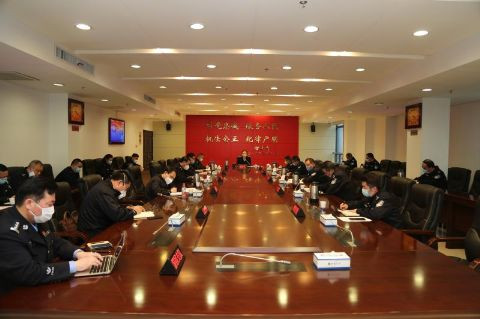 李晓葵同志主持召开疫情防控工作调度会
