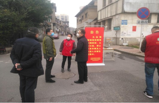 区领导到茨菇塘街道督促指导疫情防控工作