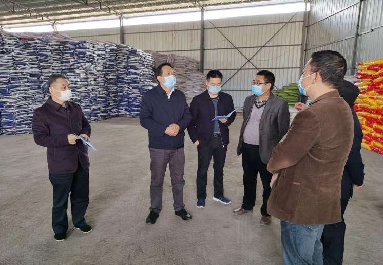康月林督导疫情防控和春耕备耕工作　强调：一手抓防疫　一手抓生产　确保经济社会发展平稳有序运行