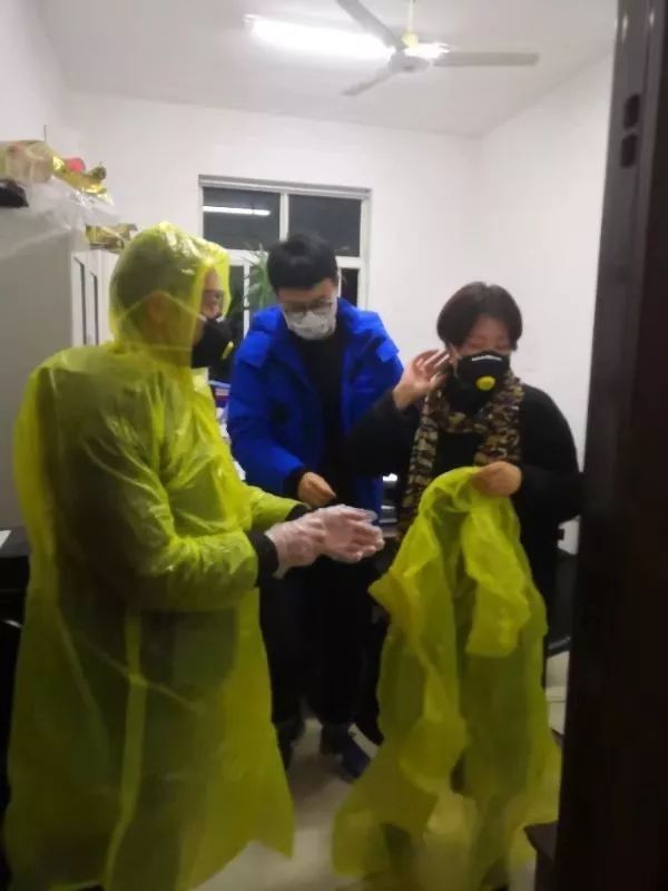 芦淞疫情防控快报 | 托起希望，民兵冲锋在抗疫一线