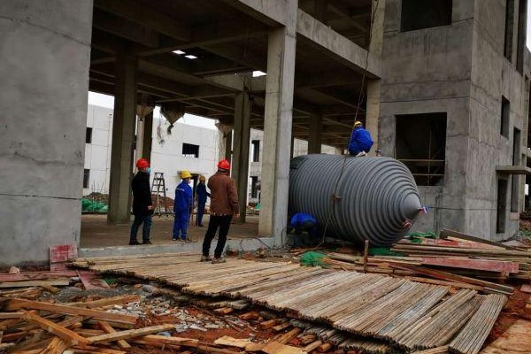 县委书记康月林督导企业和重点项目复工复产和疫情防控工作