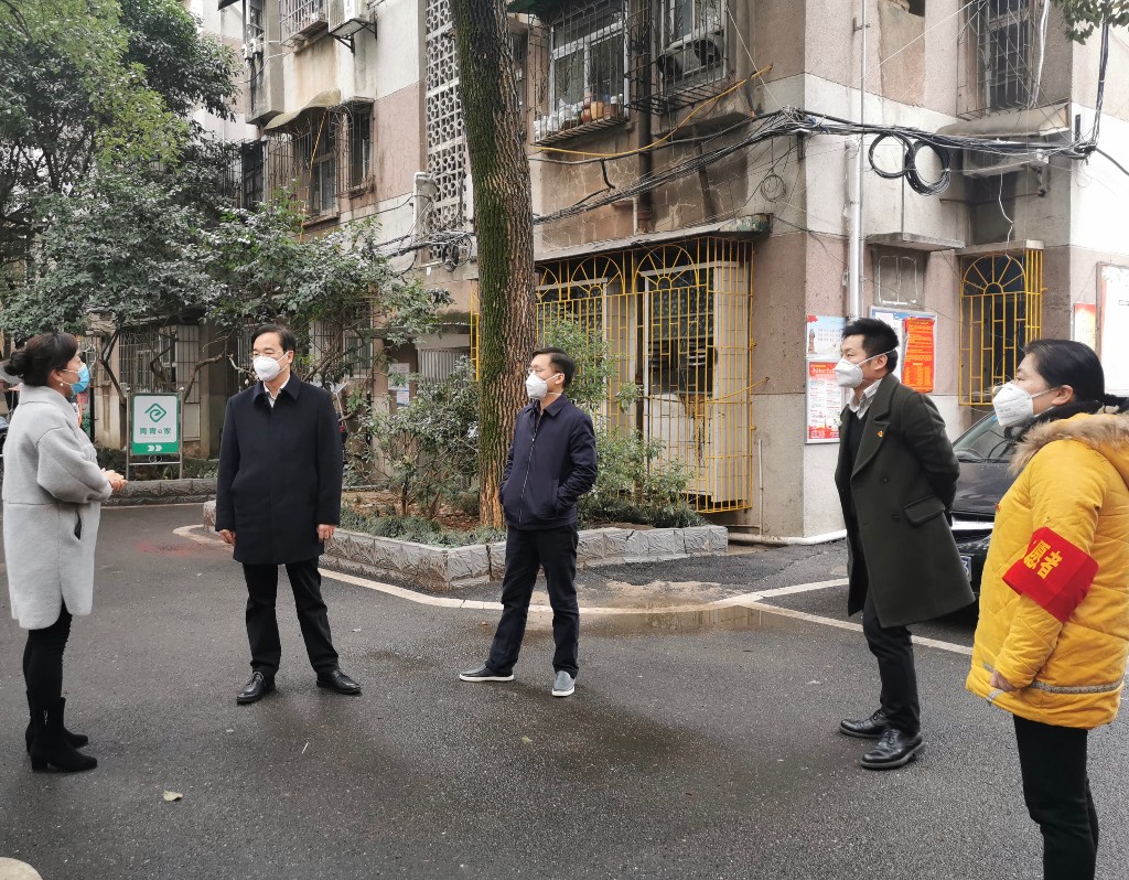 区领导深入月塘街道督导疫情防控工作