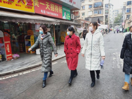 区领导到茨菇塘街道督促指导疫情防控工作