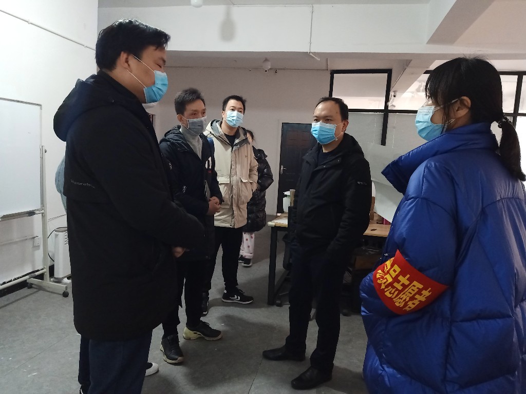 荷塘区市场服务中心指导服饰加工企业 做好复工复产准备