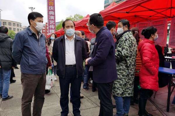 帮助贫困户找“好饭碗”！攸县就业扶贫专场招聘会来了