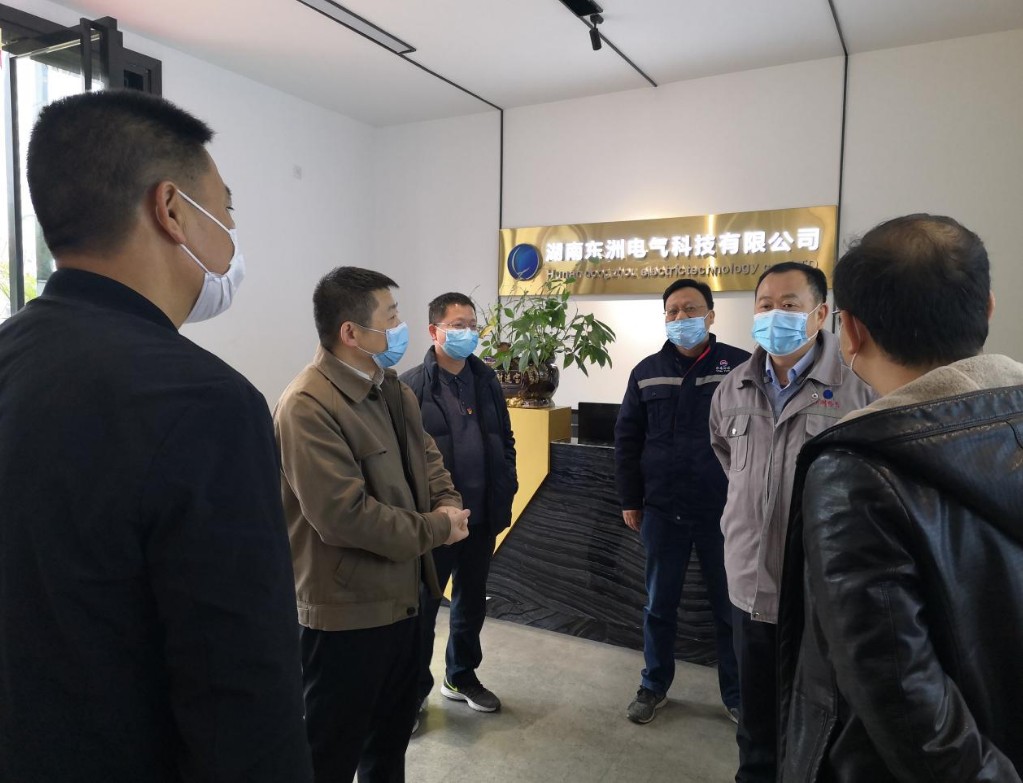 雨中送温暖 协力抗疫情 天元区工商联赴栗雨街道景园社区走访复工企业、看望慰问一线防疫人员