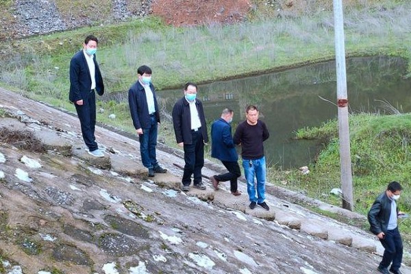 聂方红来攸开展巡河和调研“五个一”联点项目建设工作