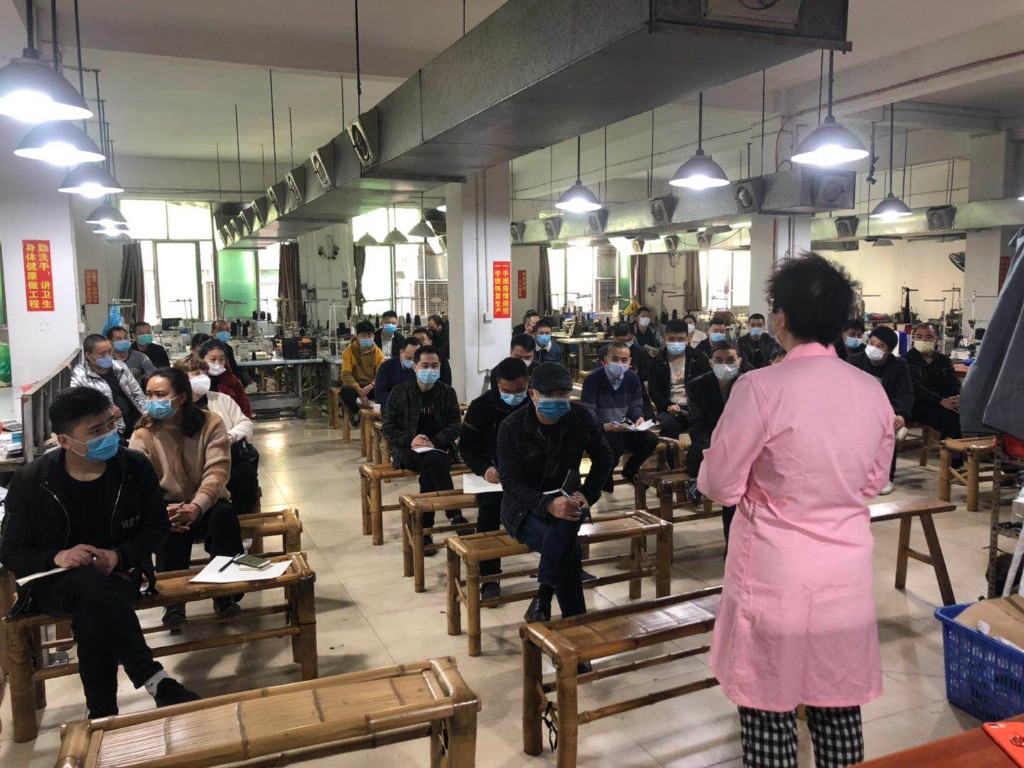 荷塘区市场服务中心持续发力,指导合泰地区服饰加工企业复工复产