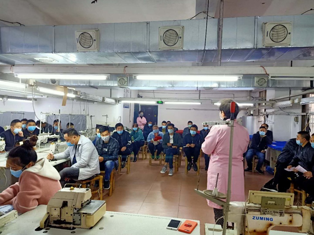 荷塘区市场服务中心“防疫防火”“复工复产”两手抓、两不误