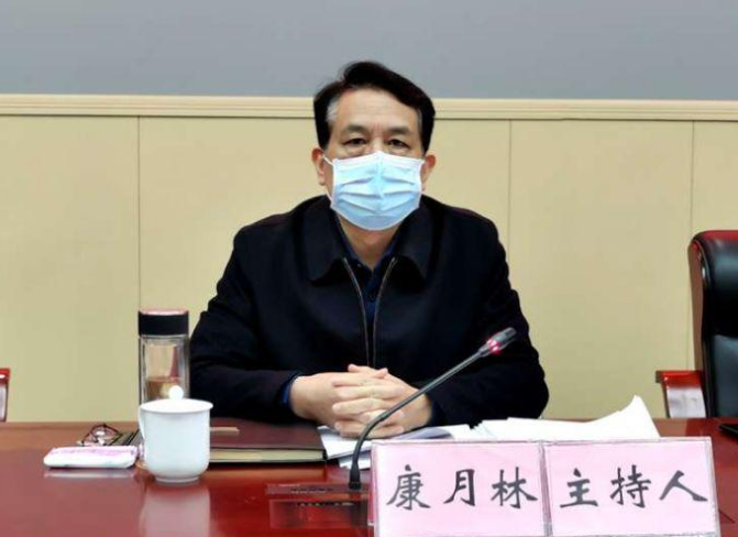 县委常委会召开2020年第8次（扩大）会议