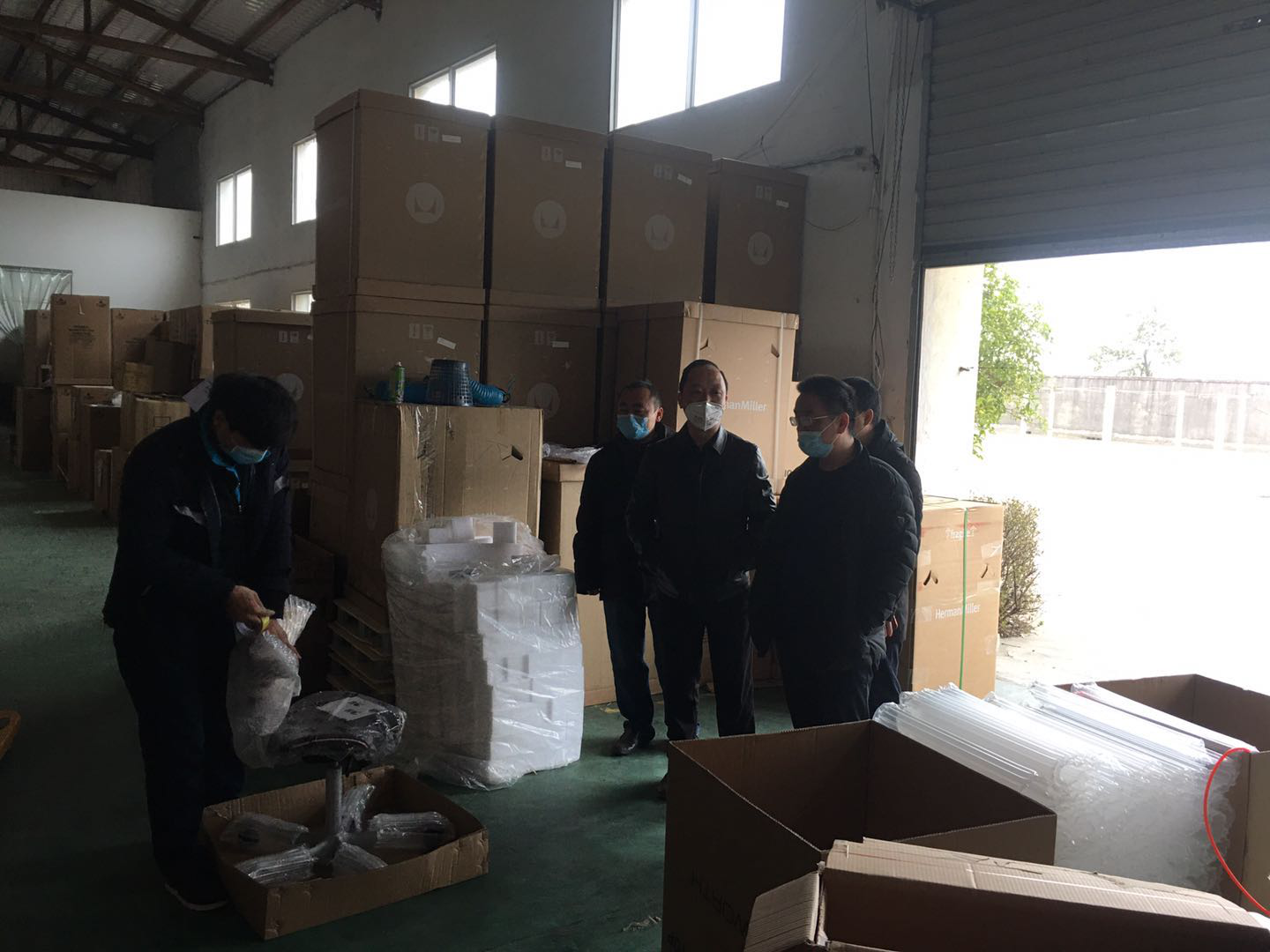 召开全区项目现场调度会--疫情防控不能松，项目发展要抓紧