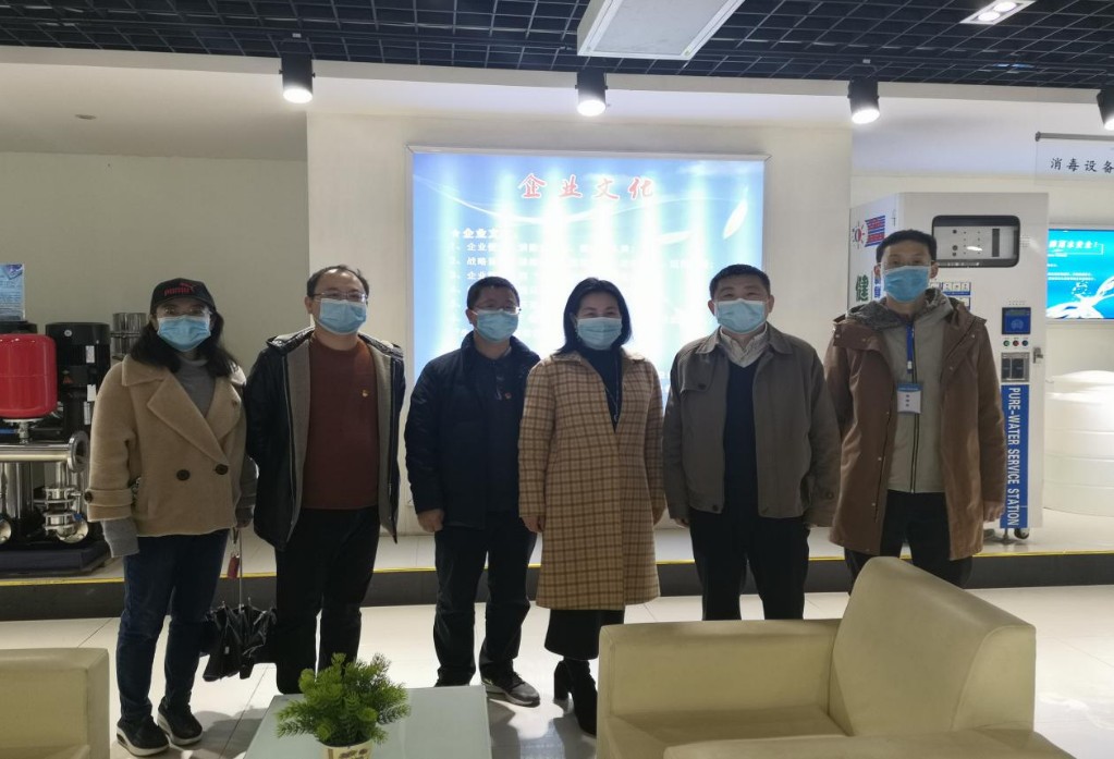 雨中送温暖 协力抗疫情 天元区工商联赴栗雨街道景园社区走访复工企业、看望慰问一线防疫人员