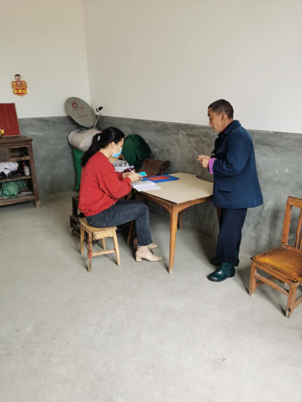 抗击疫情 不忘扶贫