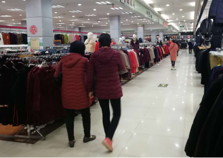 湘东大市场全面恢复正常营业 确保疫情防控、复工复市两不误