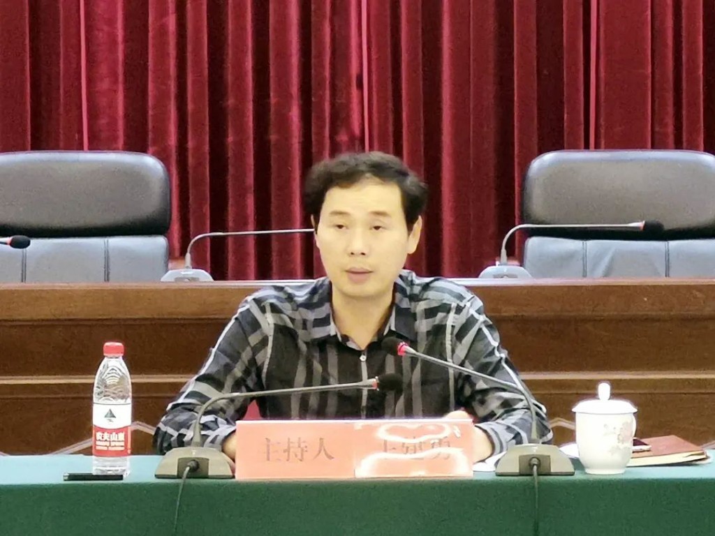 区委理论学习中心组举行2020年第2次集体学习
