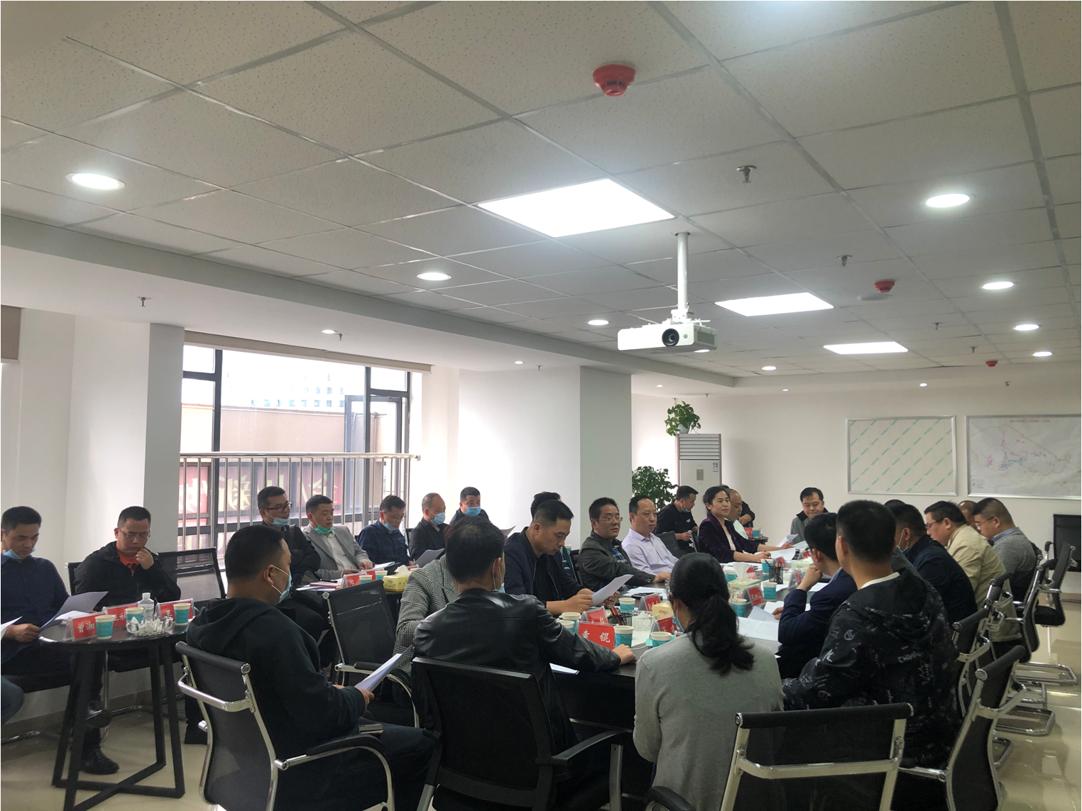 区人民政府副区长黄志斌率征拆工作职能部门、基层单位到荷塘区三一智慧钢铁城项目学习征地拆迁攻坚经验
