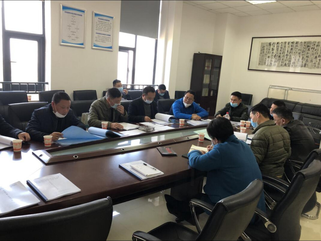区住建局组织召开顶管工程专项施工方案专家评审会