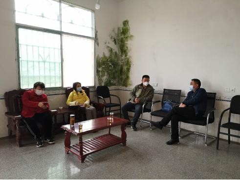 渌口区：农业科技专家服务团助力春耕生产和企业复工复产