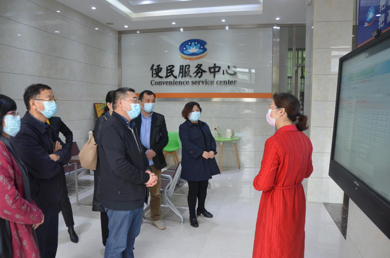 市政协来荷塘区开展“推进社会治理现代化”专题调研