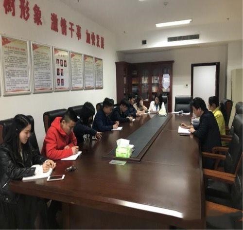 【春联街道】青年干部座谈　“分享”成长经历