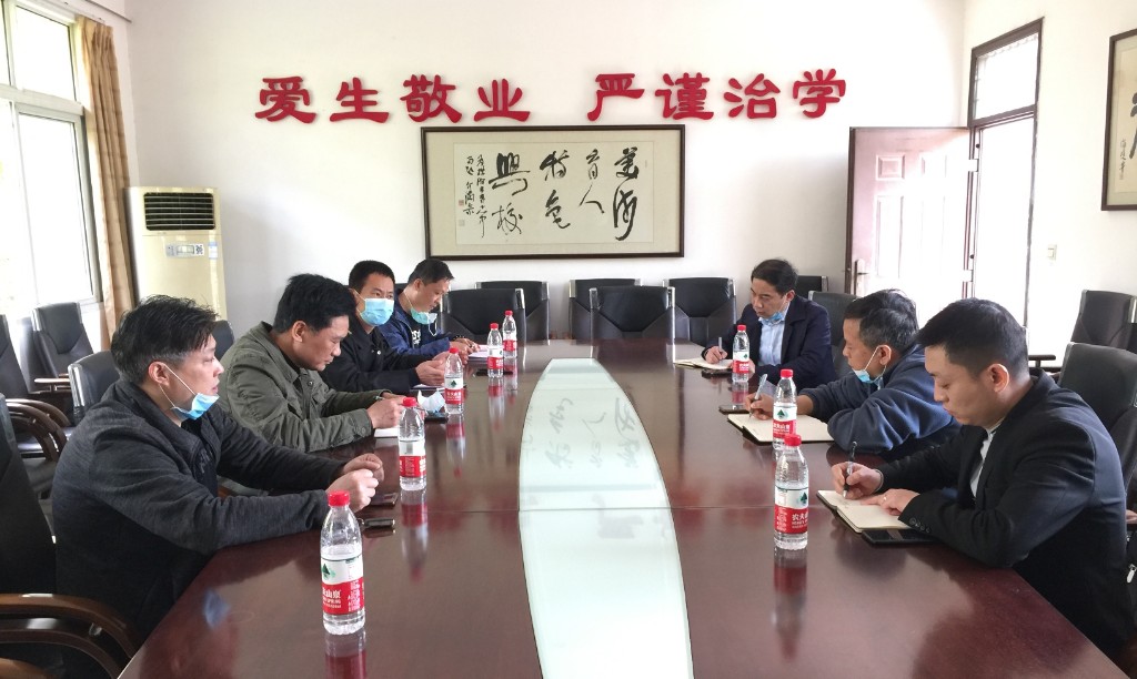 区市场监督管理局开展春季复学校园食品安全专项检查