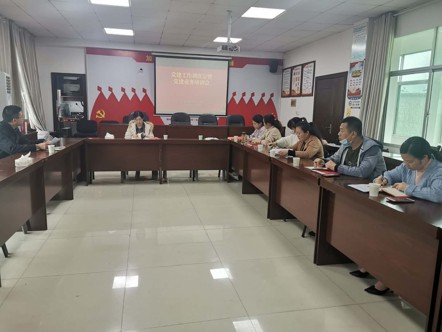 宋家桥街道召开党建工作培训会