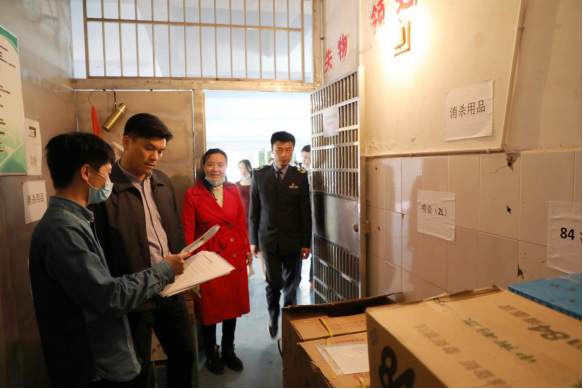 小学开学倒计时，周天浩副区长督查学校开学准备工作