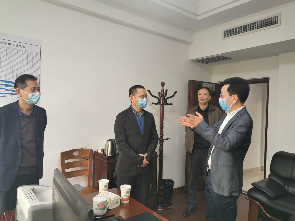 听情况 把方向 督进度 刘方到审计组调研指导