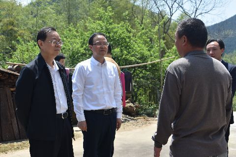 李晓葵同志赴炎陵督导脱贫攻坚巩固提升和派出所建设等工作