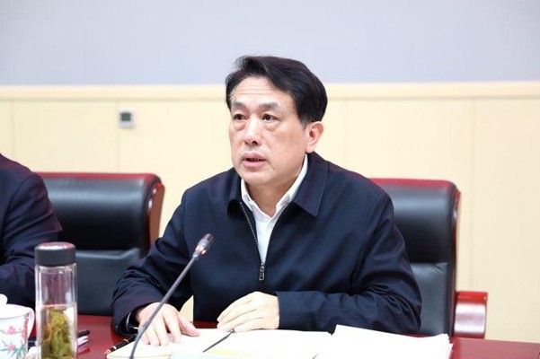 全县扶贫开发领导小组（扩大）会议今天召开