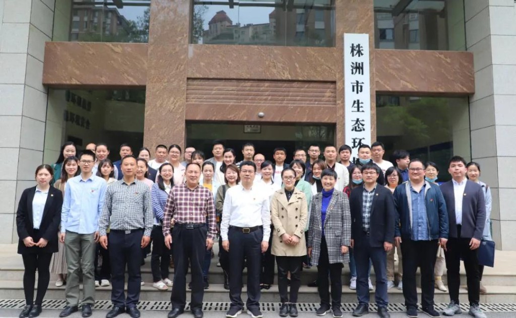 奋斗正青春 定不负韶华
