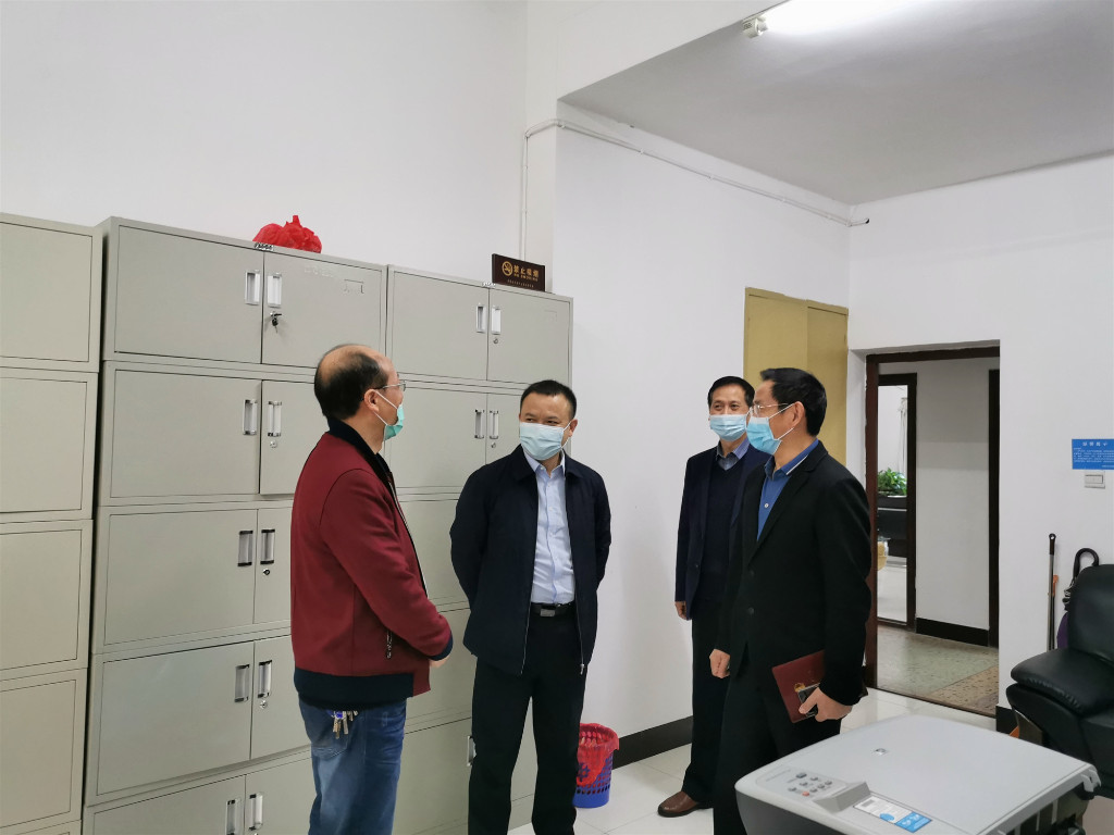 刘方赴荷塘区、石峰区现场调研审计工作