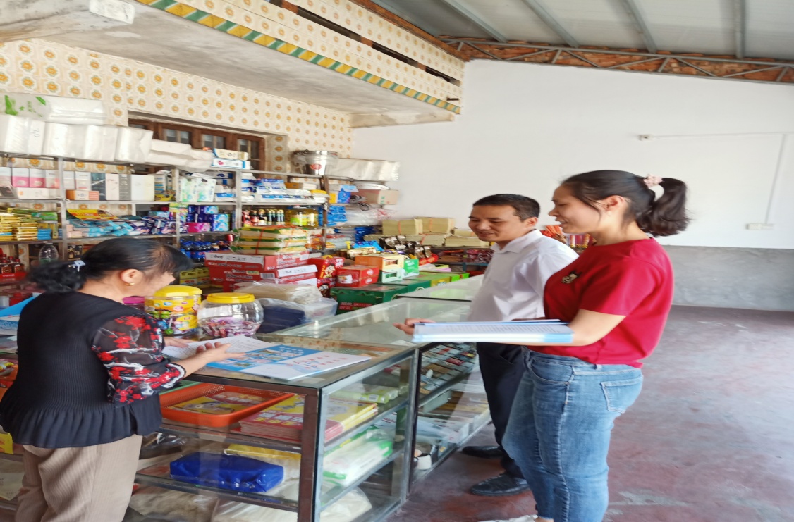 县民政局宣传殡葬政策  开展殡葬执法