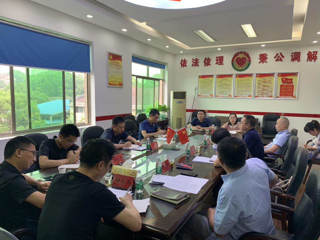 市委编办一行来荷塘区开展机构编制调研