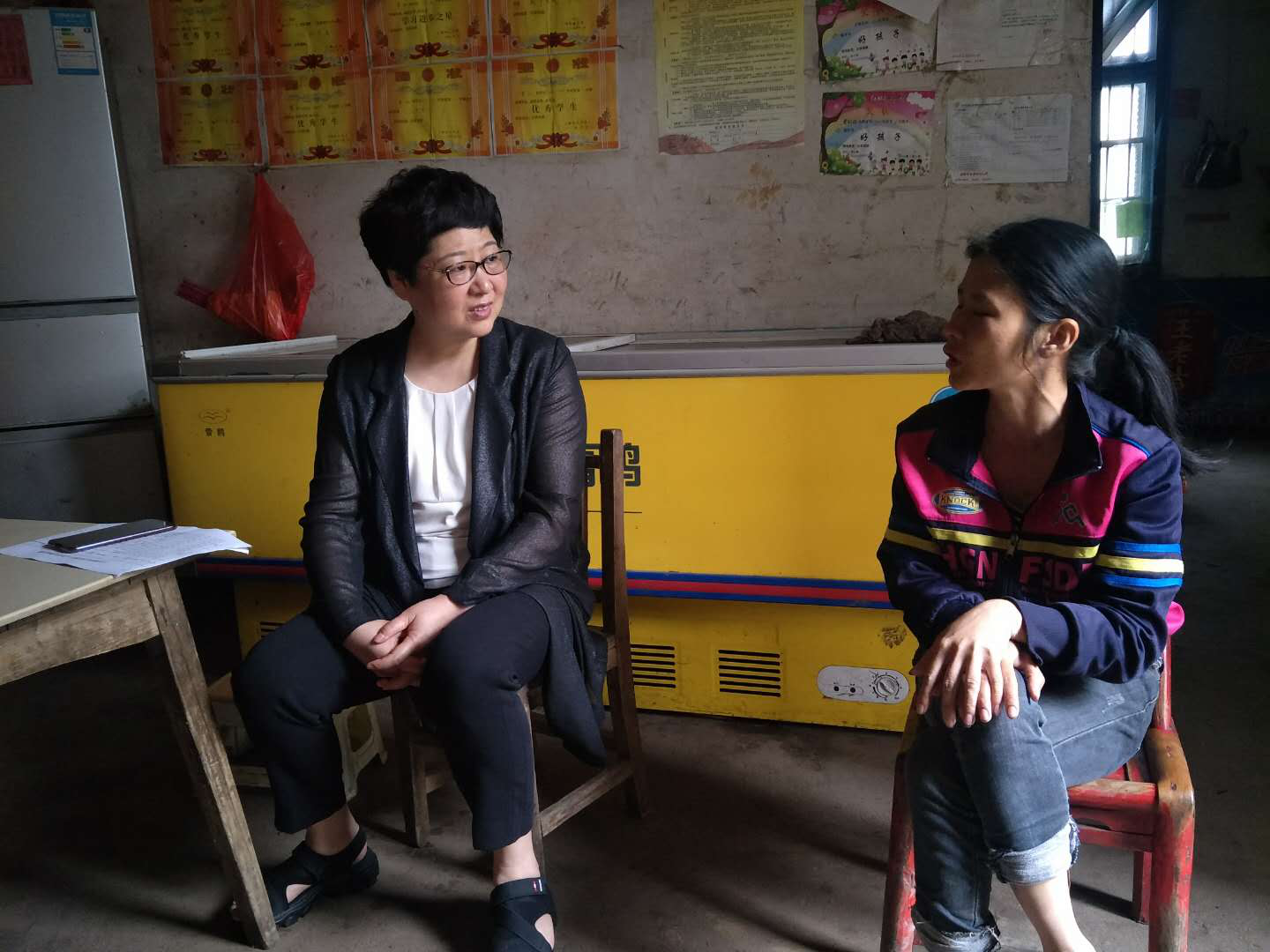 市政府金融办开展“集中走访贫困户”主题党日活动