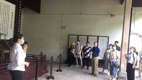 市发展改革委机关第二党支部 与企业支部开展共建暨主题党日活动